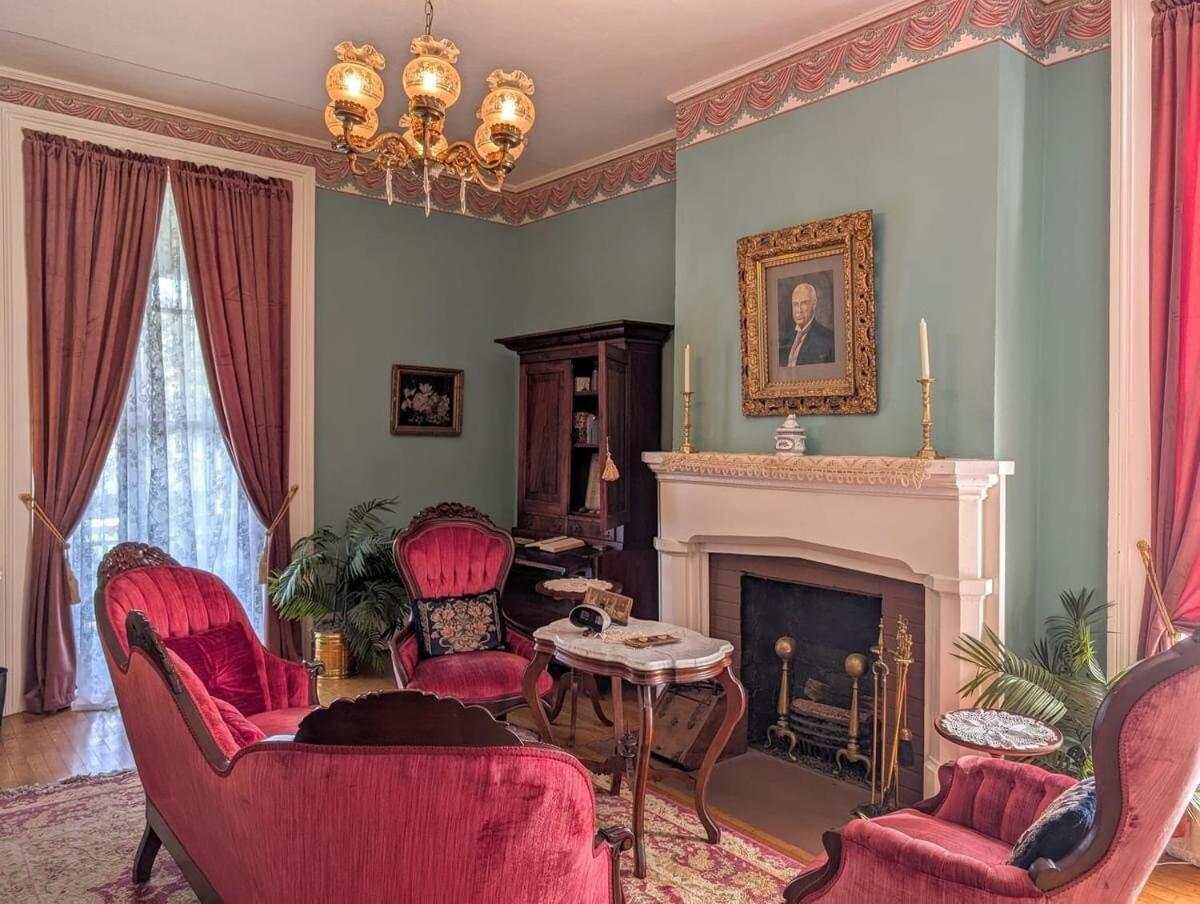 Downtown Historic Home, Easy Walk From State Street Bristol Kültér fotó