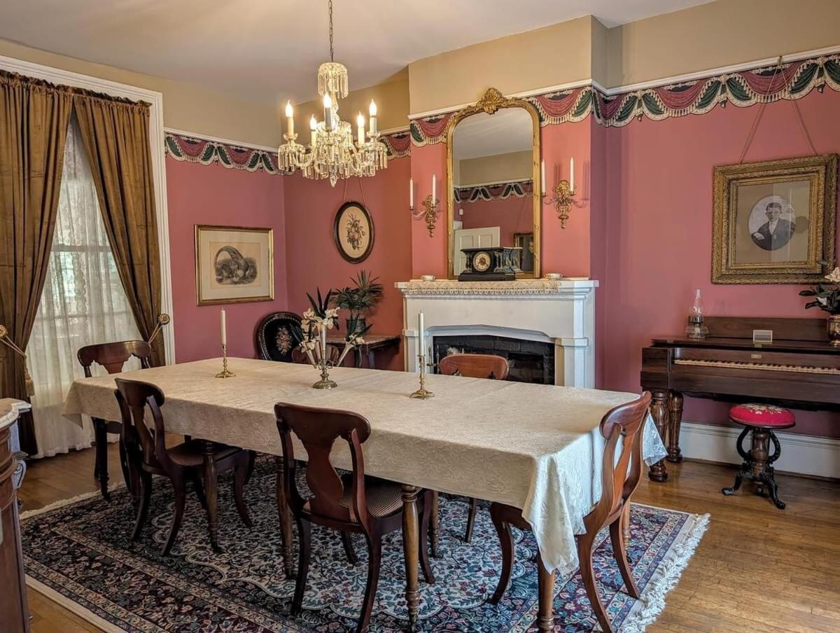 Downtown Historic Home, Easy Walk From State Street Bristol Kültér fotó